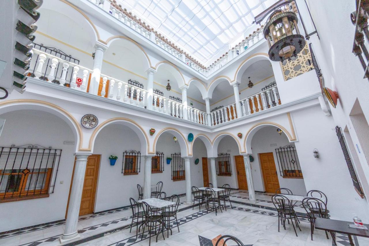 Hotel Los Omeyas Кордова Экстерьер фото