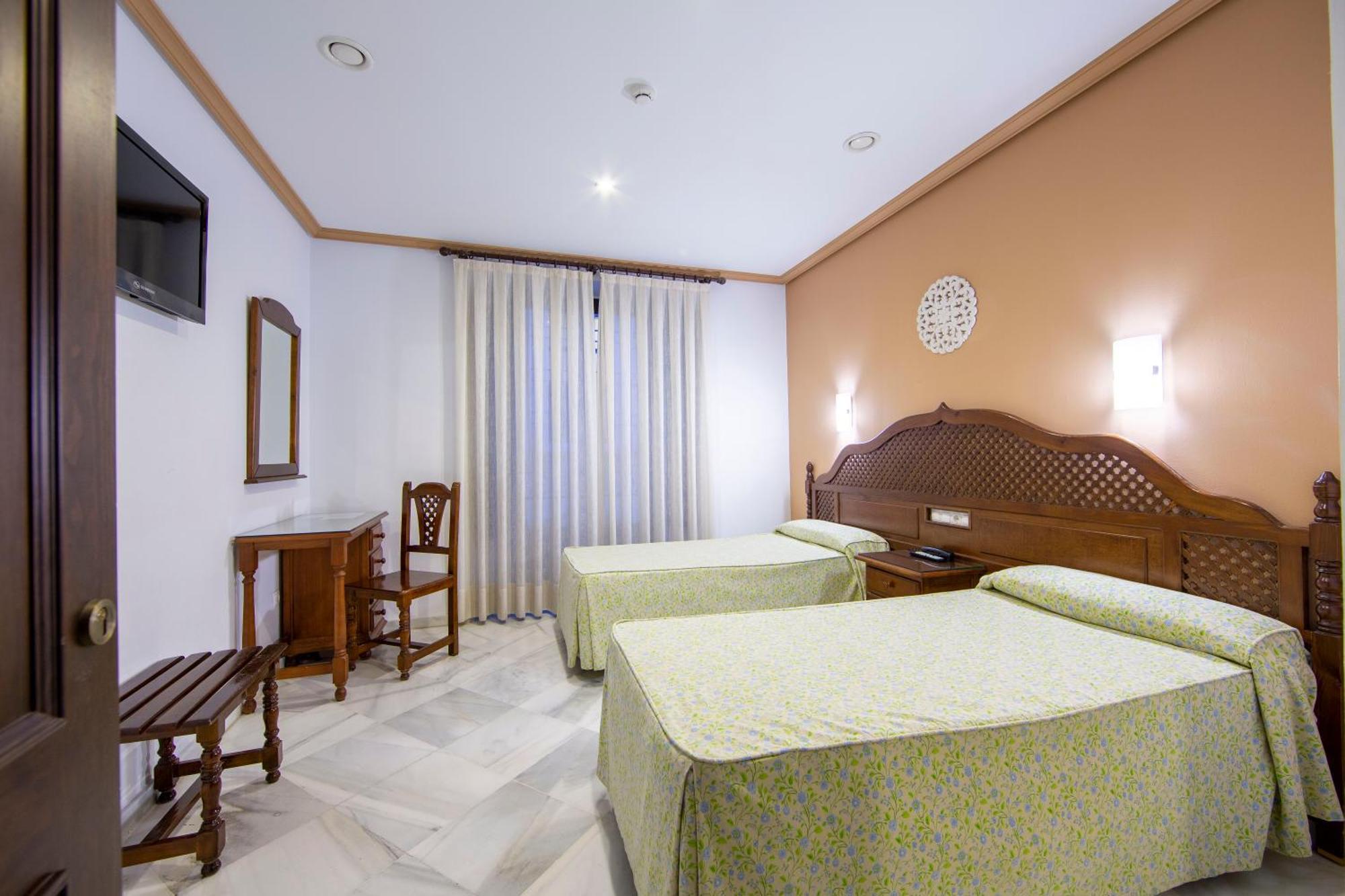 Hotel Los Omeyas Кордова Экстерьер фото