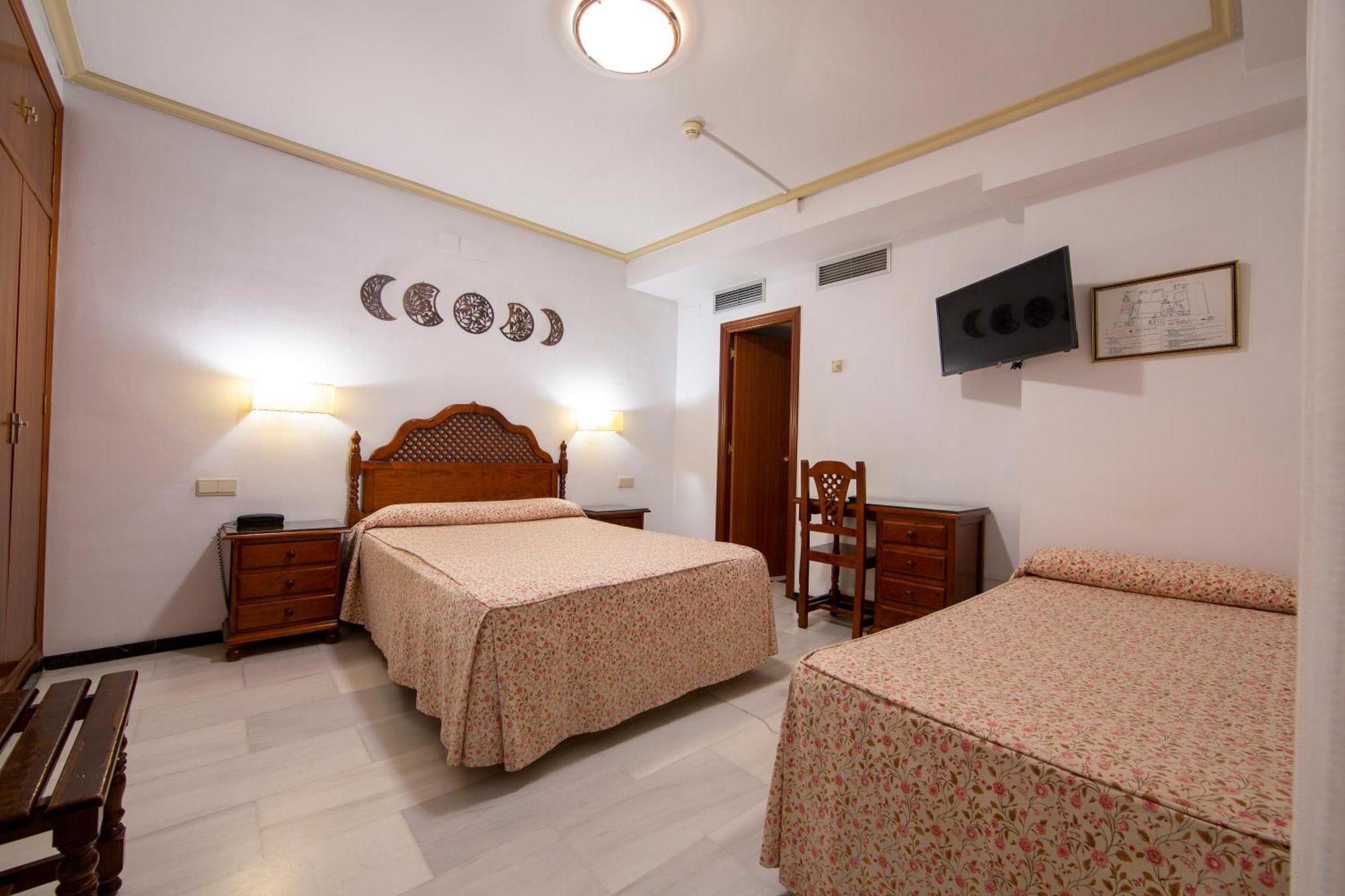 Hotel Los Omeyas Кордова Экстерьер фото